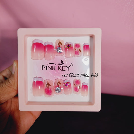 PINK KEY NAILS 12 PCS SET | قطعة 12 – KEY PINK مجموعة أظافر
