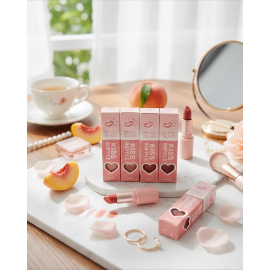 PEACH GLAZE KISS SUPPLE LIPSTICK | الشفاه أحمر السائل PEACH GLAZE KISS SUPPLE
